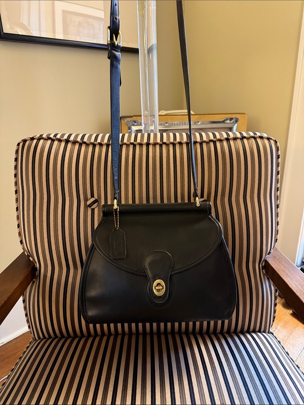 Vintage Coach LOGAN BAG 9907 black with brass - Picture 2 of 14